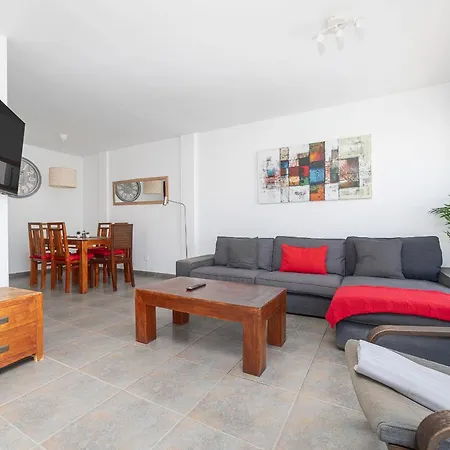 Yaiza Villa *